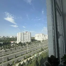 MOSKOWSKOGO ELITKA 3 KOMNAT