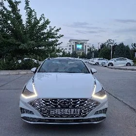 Hyundai Sonata 2021