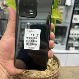 Xiaomi 13