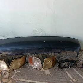 бабычка  задний бампер