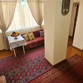 Центр Алишера Навои Ылхам аллея