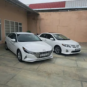 Hyundai Elantra 2021