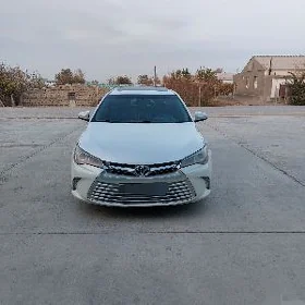 Toyota Camry 2016