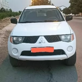 Mitsubishi L200 2007
