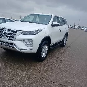 Toyota Fortuner 2025