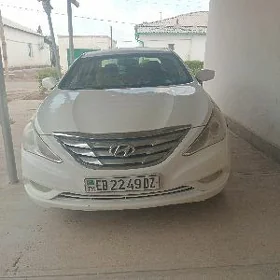 Hyundai Sonata 2012