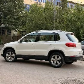 Volkswagen Tiguan 2012