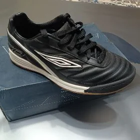 UMBRO ORIGINAL KROSSOVKA