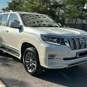 Toyota Land Cruiser Prado 2021