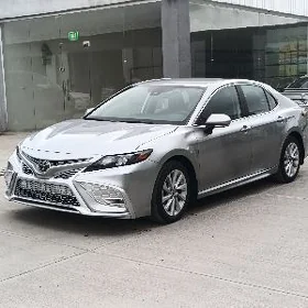 Toyota Camry 2022