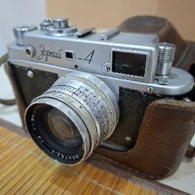 Фотоаппарат "Зоркий-4"
