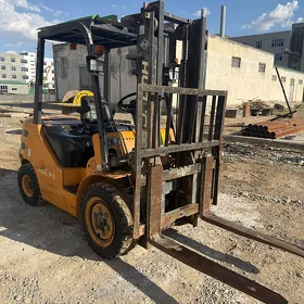 Kara Forklift 2014