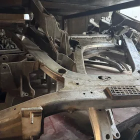 Балка перед BMW E60