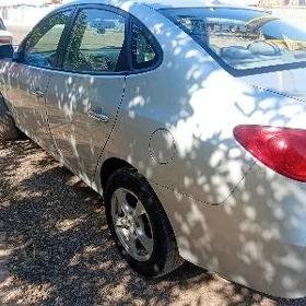 Hyundai Elantra 2010