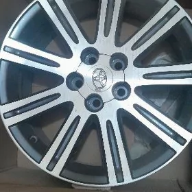 Lexus Limited diskalar 18 lik