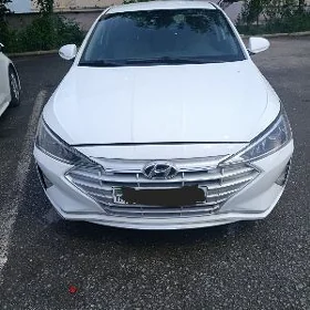 Hyundai Elantra 2020