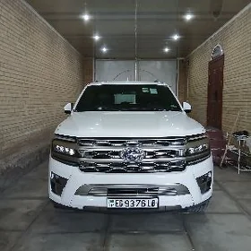 Ford Expedition 2021