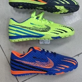 Sarakanoshka Nike F50