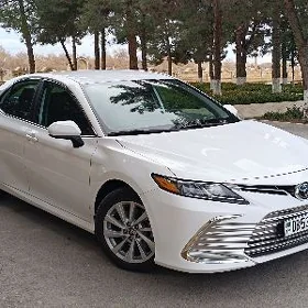 Toyota Camry 2022