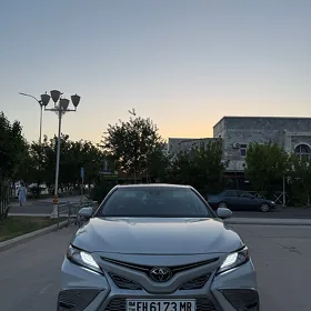 Toyota Camry 2024