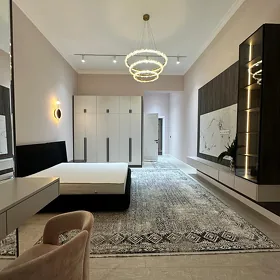 ASGABAT MOLL