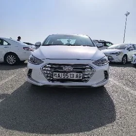 Hyundai Elantra 2018