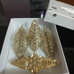 Gyzyl