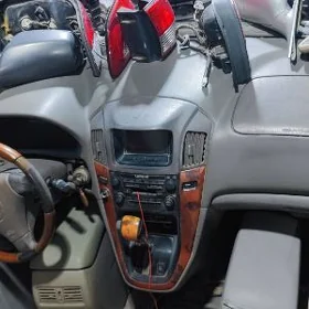 Lexus RX 300 Oñ Morda Angar.