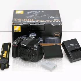 Nikon D5300 (body)