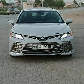 Toyota Camry 2022