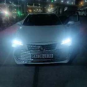 Toyota Avalon 2022