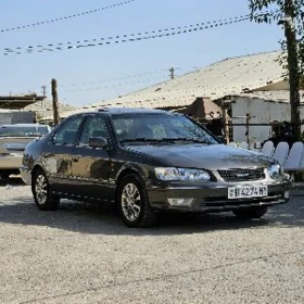 Toyota Camry 2000