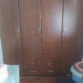 şkaf