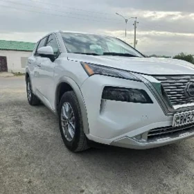 Nissan Rogue 2023
