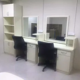 ŽENSKIÝ SALON MEBEL