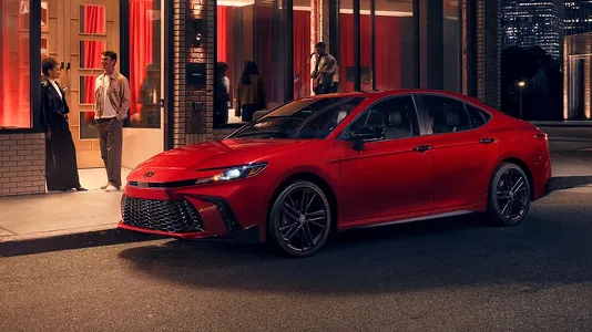 Toyota зарегистрировала название Camry Apex: что это за версия?