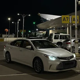 Toyota Avalon 2013
