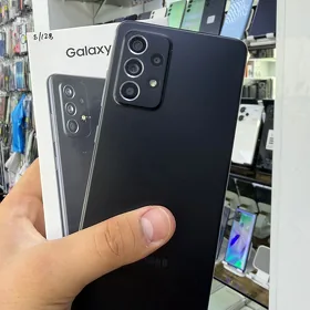 SAMSUNG A52