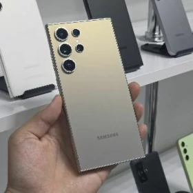 Samsung S24 Ultra. 12/256