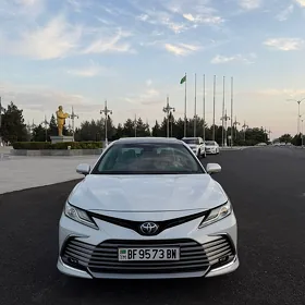 Toyota Camry 2022