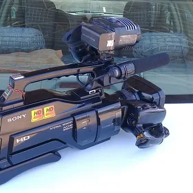 Sony 1500💯