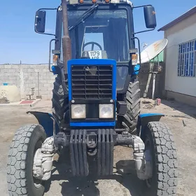 MTZ 82 2005