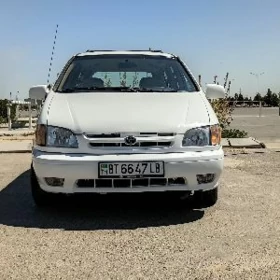 Toyota Sienna 1998