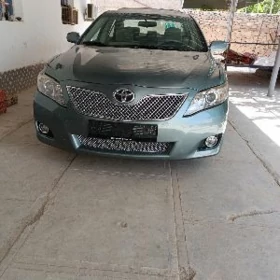 Toyota Camry 2010