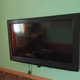Телевизор TCL. 32