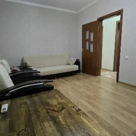 ЫЛХАМ АЛЛЕЯ 1 ЭТ 3 КОМ