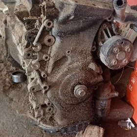 2,4 Toyota mator