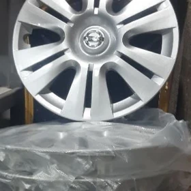 Teker kolpak Nissan 15lik