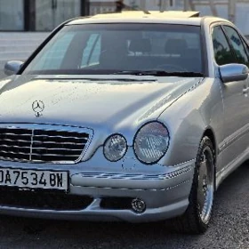 Mercedes-Benz E55 AMG 2000