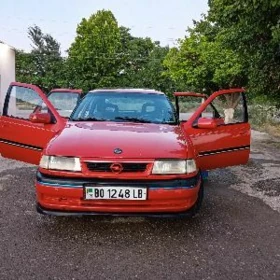 Opel Vectra 1990